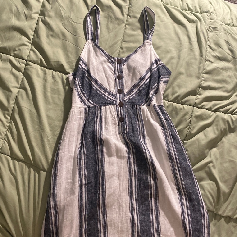 Universal Thread dress